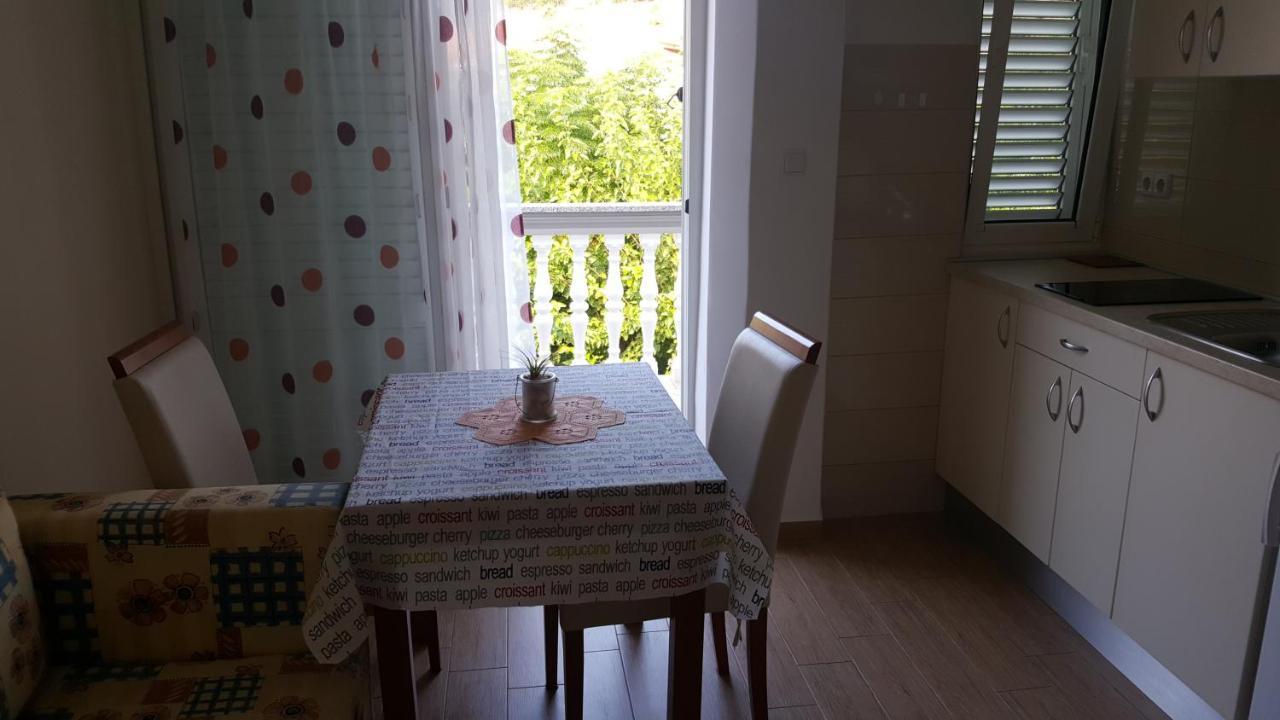 Anka Bunic Bed and Breakfast Rab Town Eksteriør billede